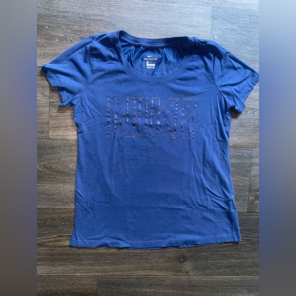 Nike Dri-Fit The Nike Tee - Picture 1 of 4